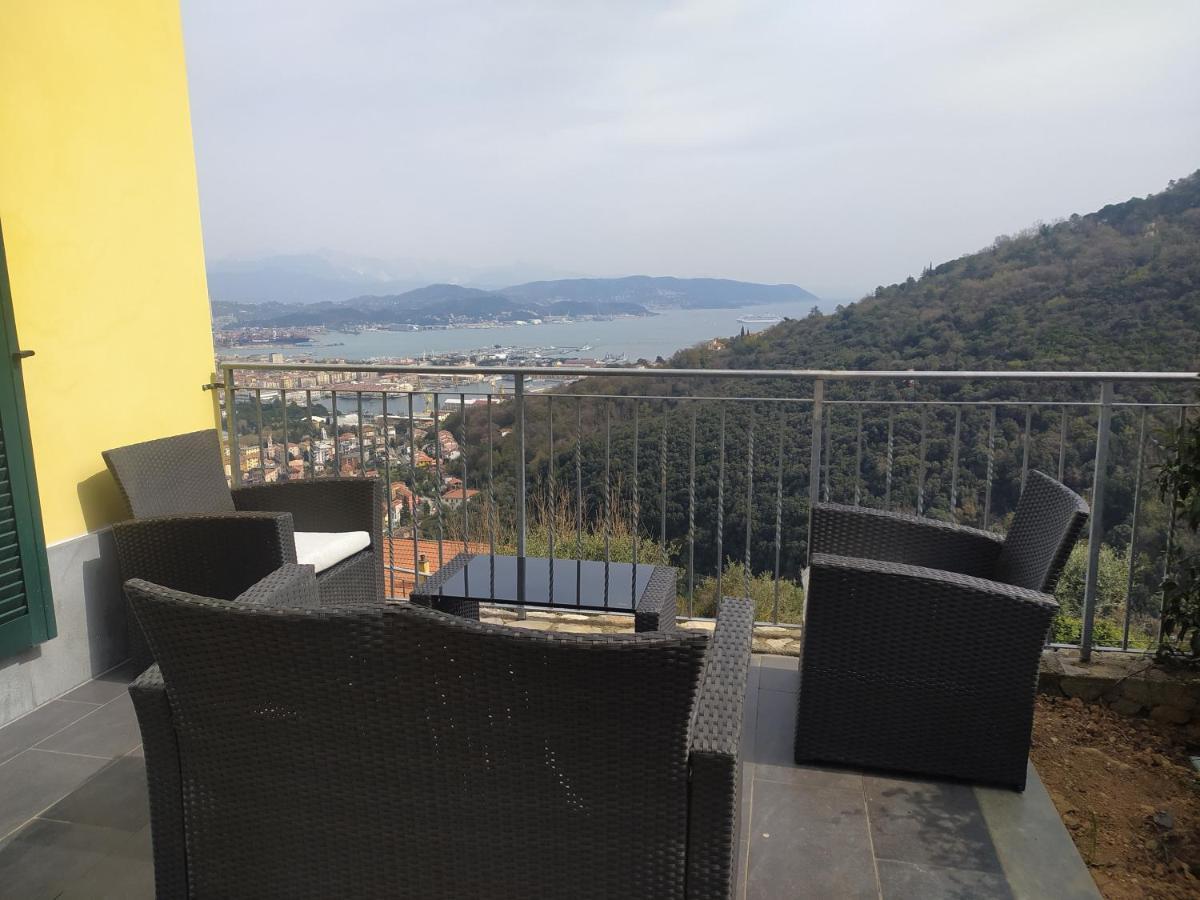 Agriturismo La Pietra 1 E La Pietra 2 La Spezia Exterior foto