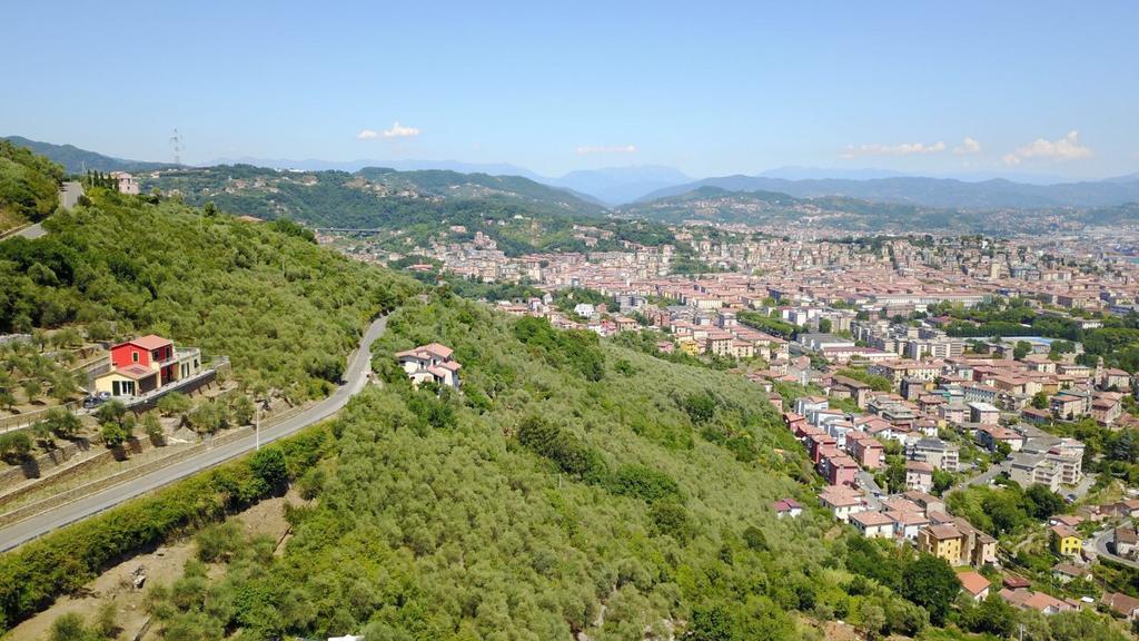 Agriturismo La Pietra Casa de hóspedes La Spezia Exterior foto